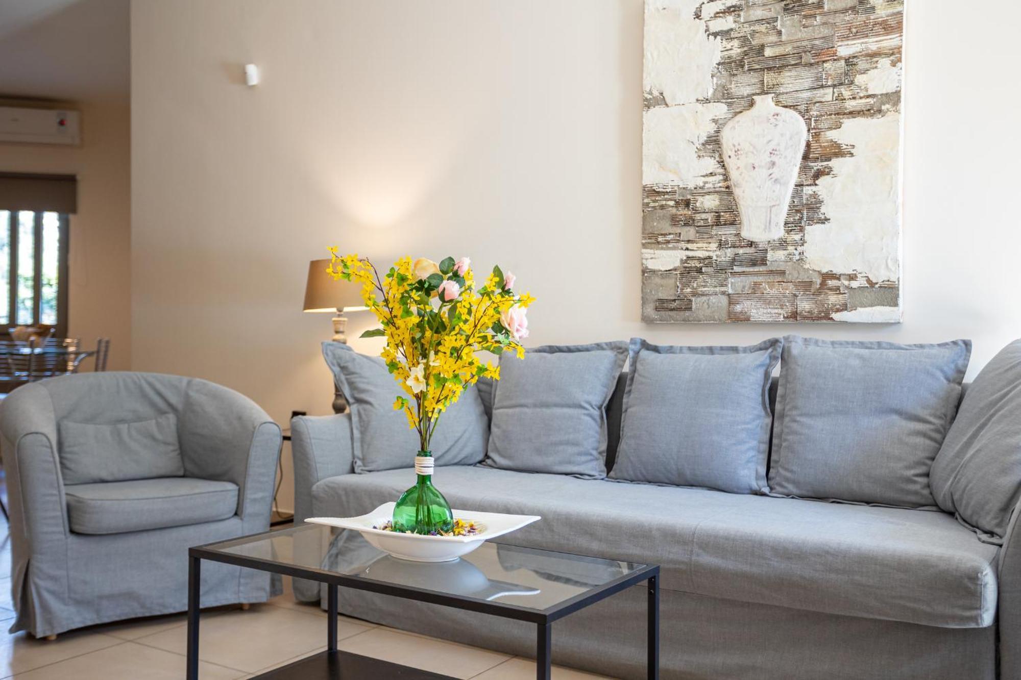 Avia Blue Maisonettes - Messinia Gulf Retreat ภายนอก รูปภาพ